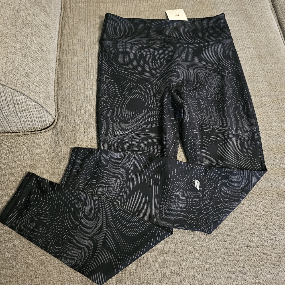 Fabletics Motion 365 Anywhere High Waisted Black Reflective Leggings Size Large - Picture 3 of 7
